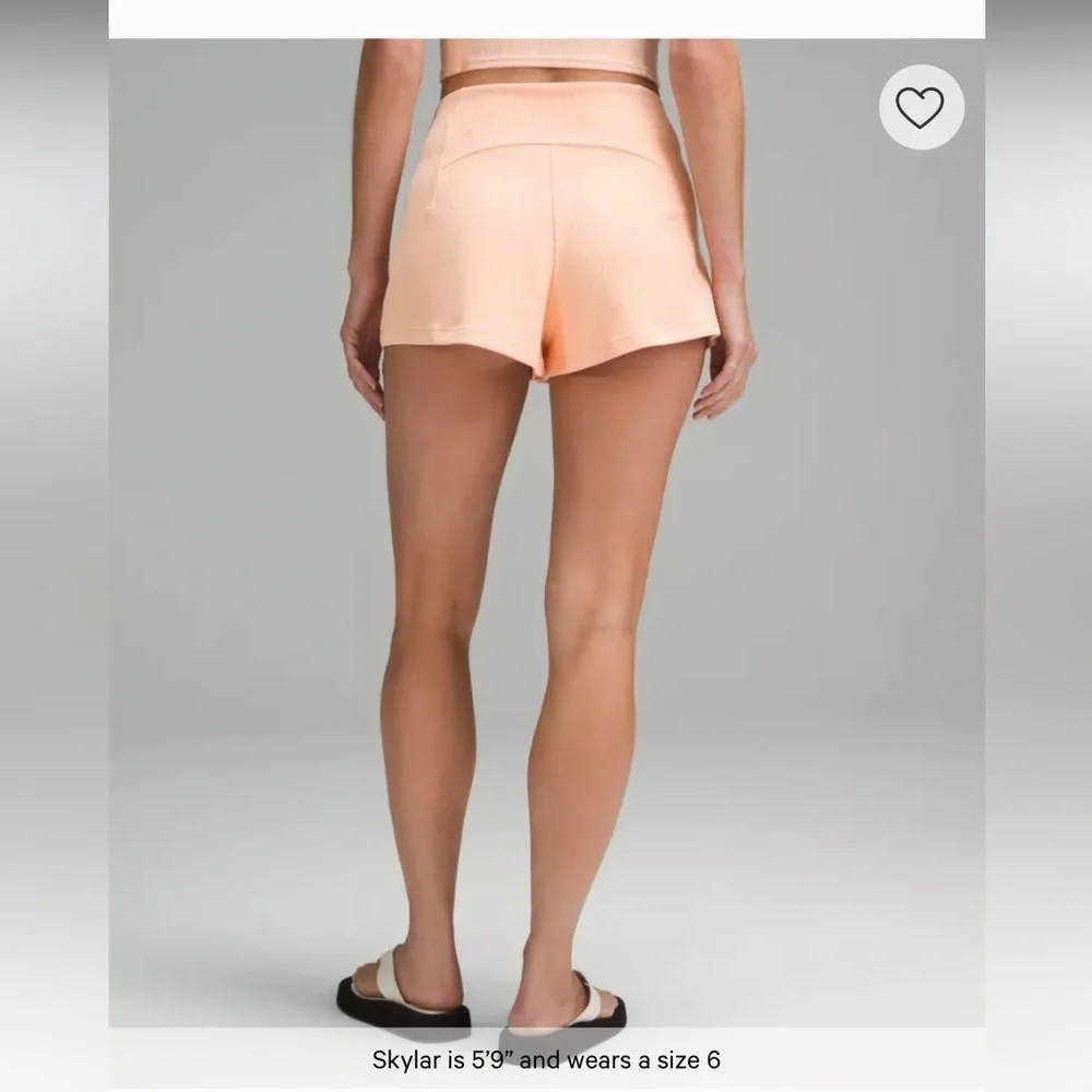 LULULEMON size 12 Ribbed Softstreme High-Rise Short 2